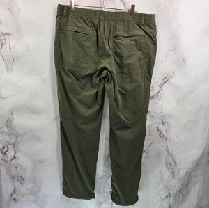 REI Co Op Pants Women 12 Petite Green Outdoor Hiking Nylon UPF Synch